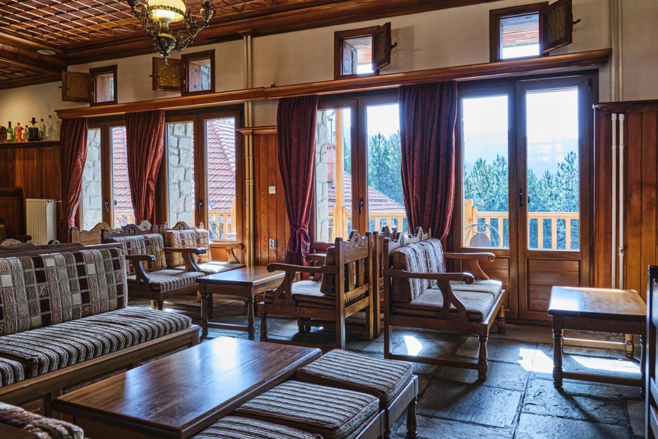 Hotel Victoria 멧소보 외부 사진